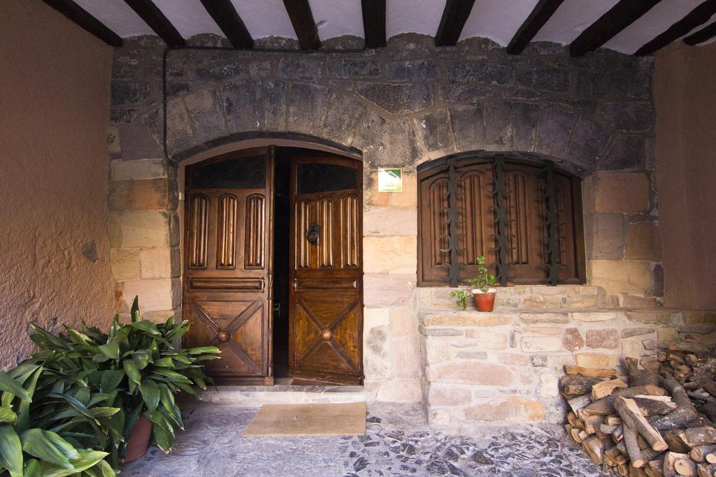 Vila Casa Parramon Peramea Exteriér fotografie
